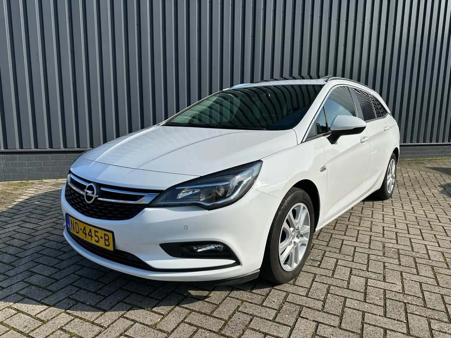 Opel Astra Sports Tourer VERKOCHT !!! Wit - 2