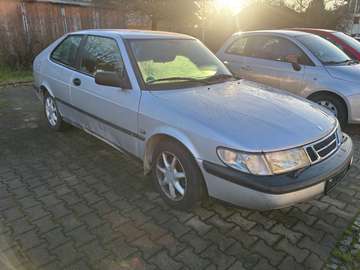 Saab 900 2.3i S
