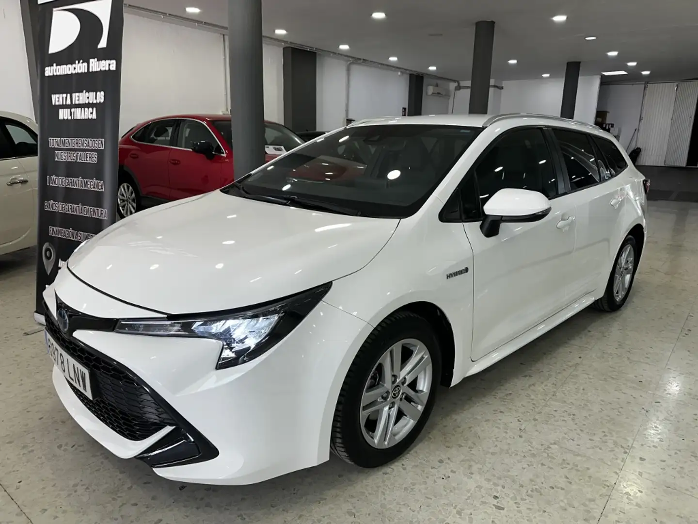 Toyota Corolla Touring Sports 125H Active Tech Weiß - 2