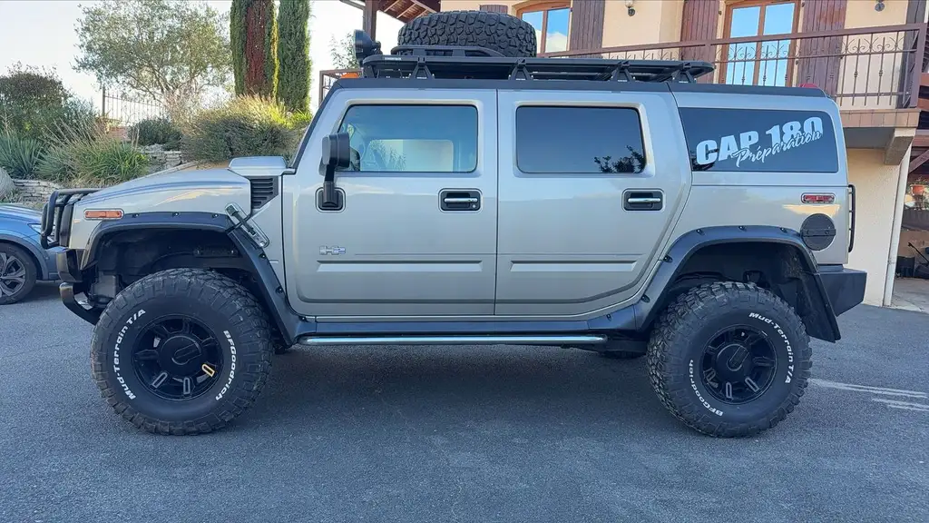 HUMMER H2