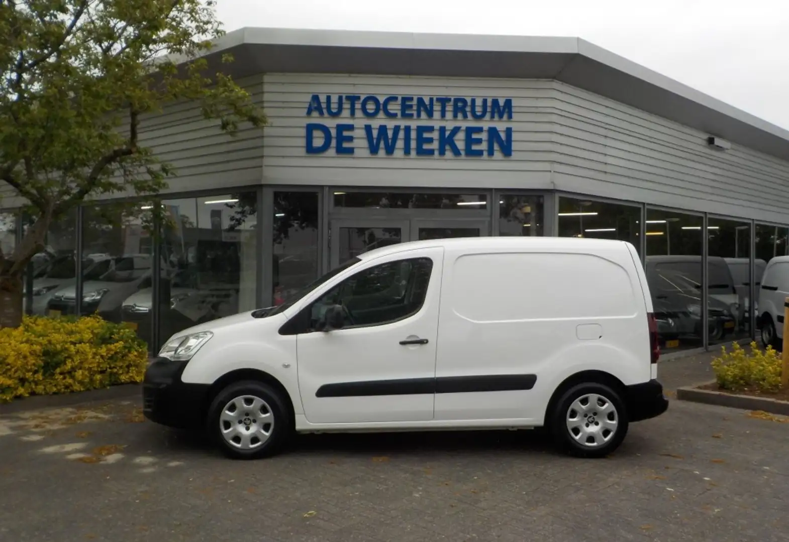 Peugeot Partner 1.6-16V BENZINE 3ZITS AIRCO CRUISE CONTROL NAVIGAT Blanc - 2
