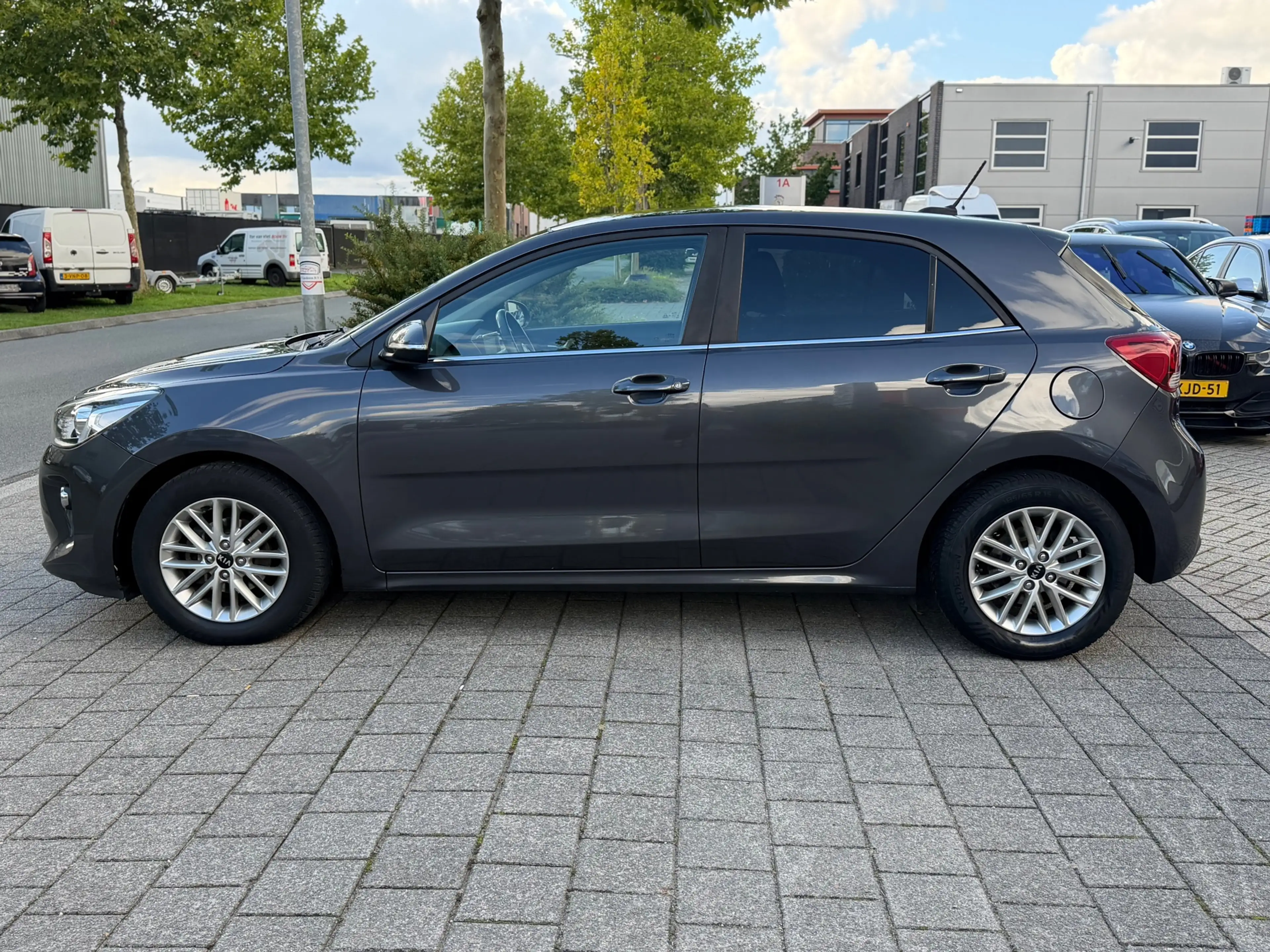 Kia Rio 1.2 CVVT ComfortPlusLine Navigator|Cruise contr| C — photo 2