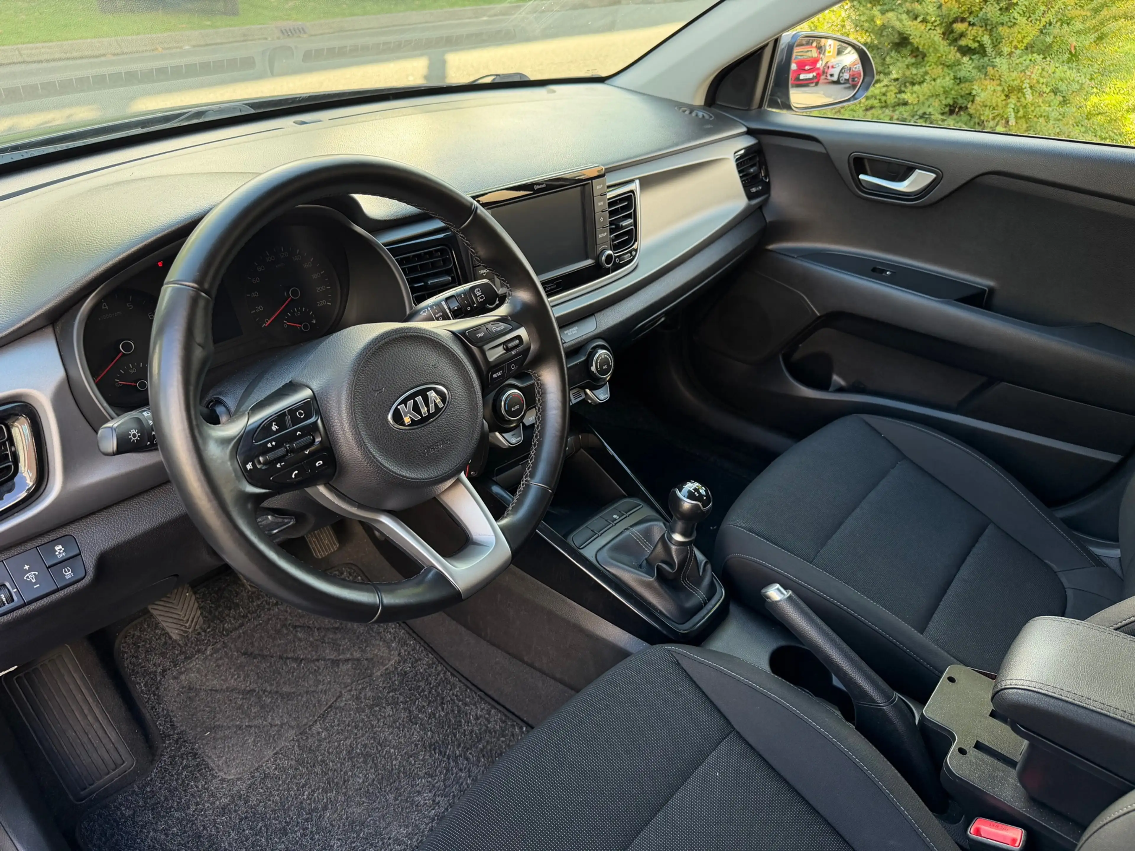 Kia Rio 1.2 CVVT ComfortPlusLine Navigator|Cruise contr| C — photo 14