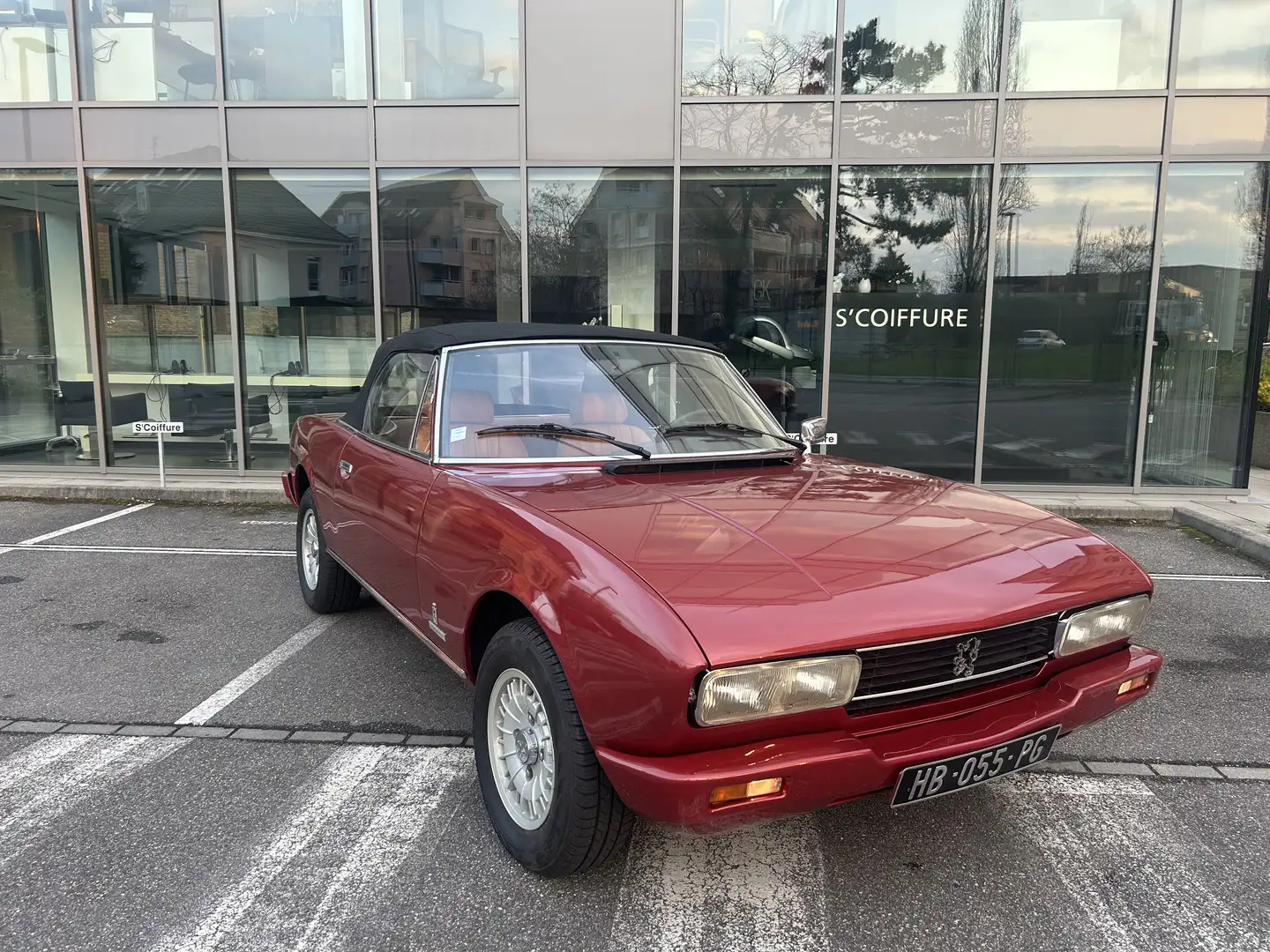 Peugeot 504 Cabriolet B12 Rojo - 1