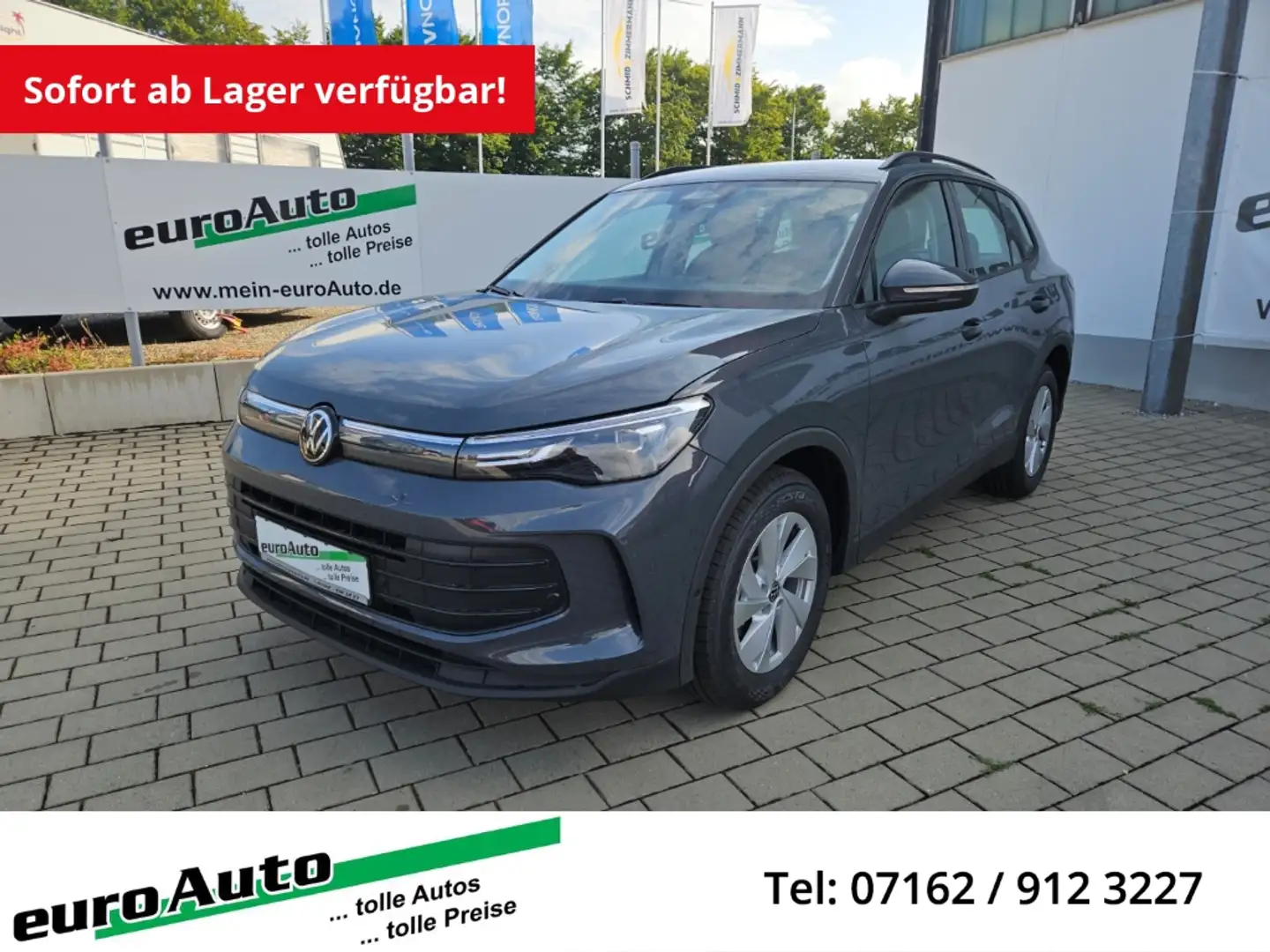 Volkswagen Tiguan Limited 1.5 eTSi DSG AHK 4 Jahre Garantie Grau - 1