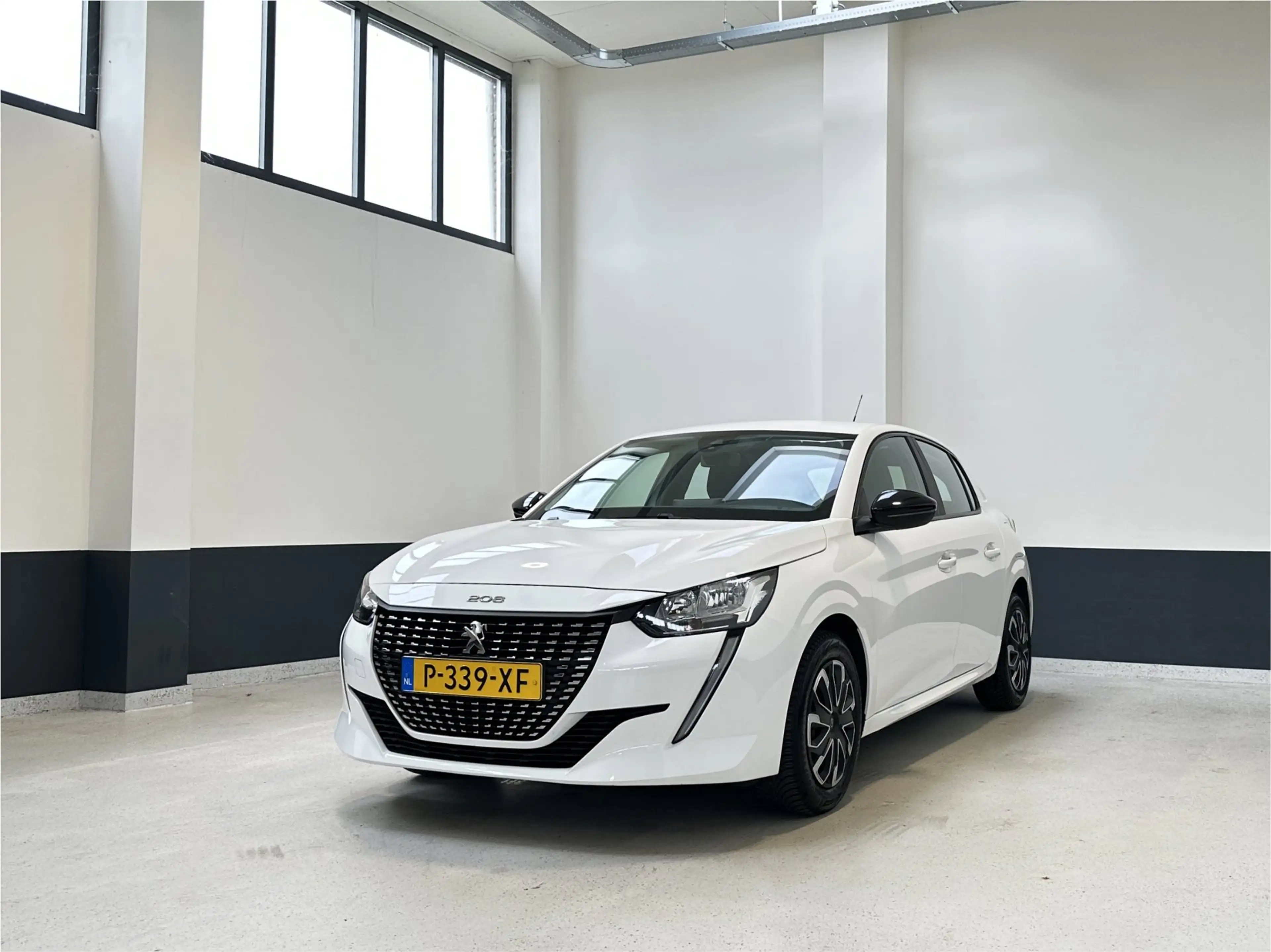 Peugeot 208 1.2 PureTech Active Pack | Apple Carplay/ Android — photo 2
