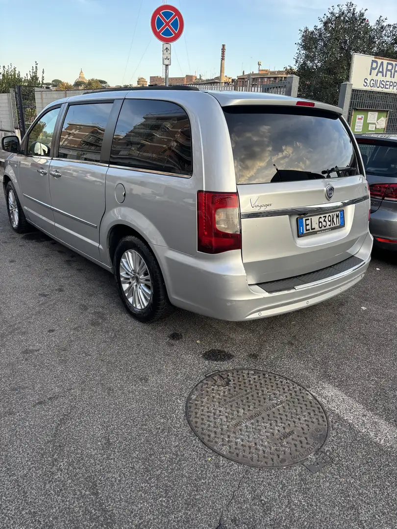 Lancia Voyager 2.8L Gold 163cv auto - 2
