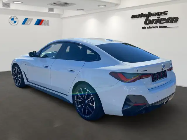 BMW 4 Series view 4