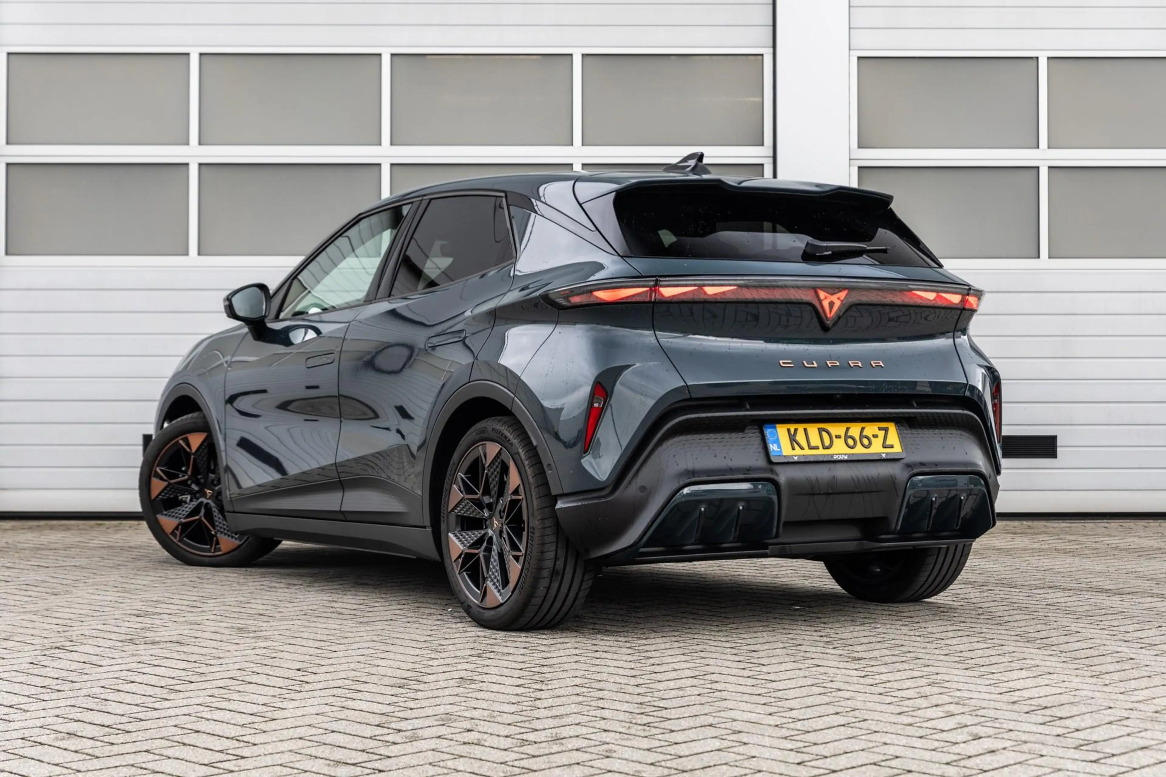 CUPRA Raval 211pk Performance First Edition 56 kWh | Sennheise — photo 10