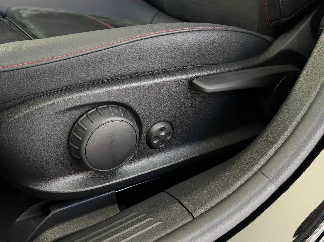 Mercedes-Benz A-Class 2026 — фото 14