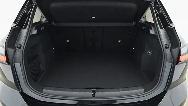 BMW 2 Series view 7