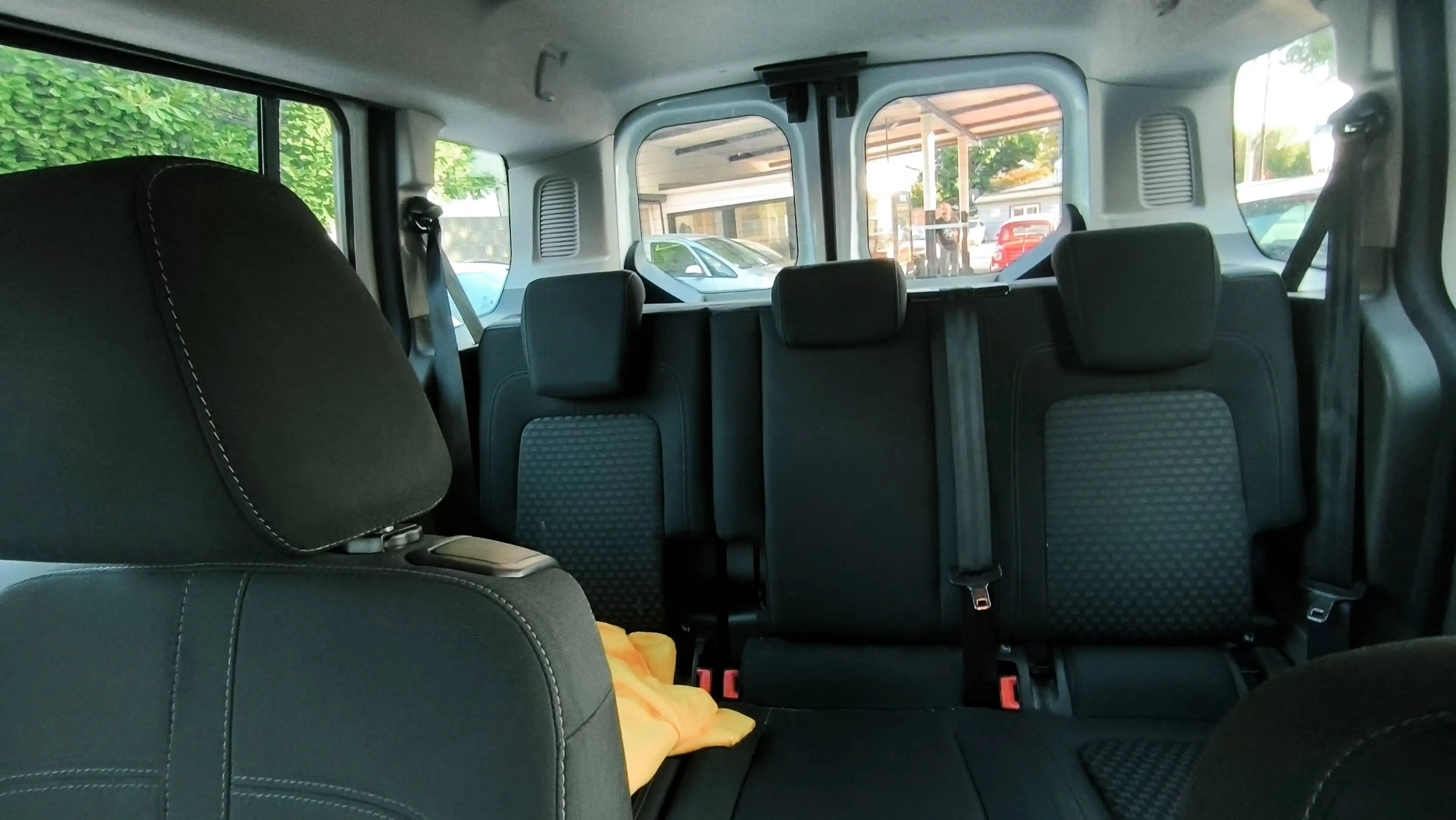 Ford Transit Connect TDCi Kombi | 5 Sitze | Klima | Spurhalteass. | TÜV | MwSt | 6 Gang | — photo 6