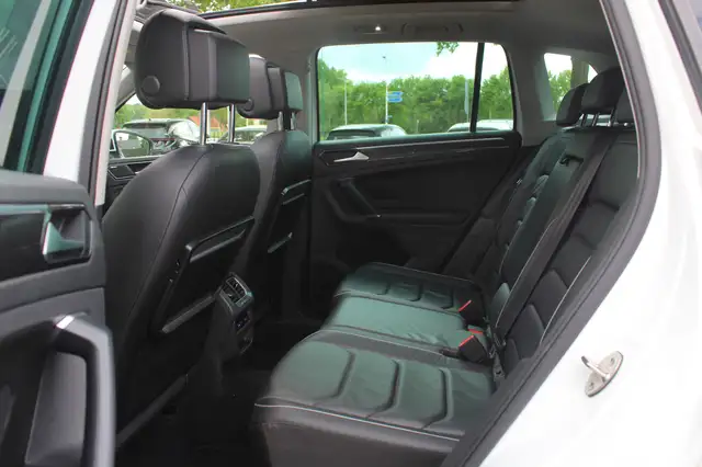 Volkswagen Tiguan view 11