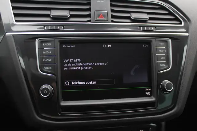 Volkswagen Tiguan view 21