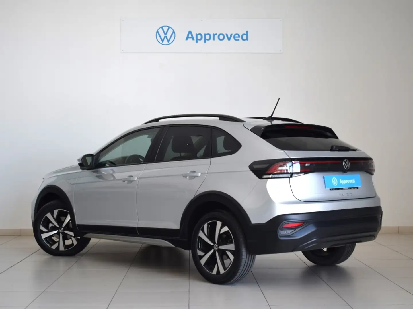 Volkswagen Taigo 1.0 TSI Más DSG 85kW Argent - 2