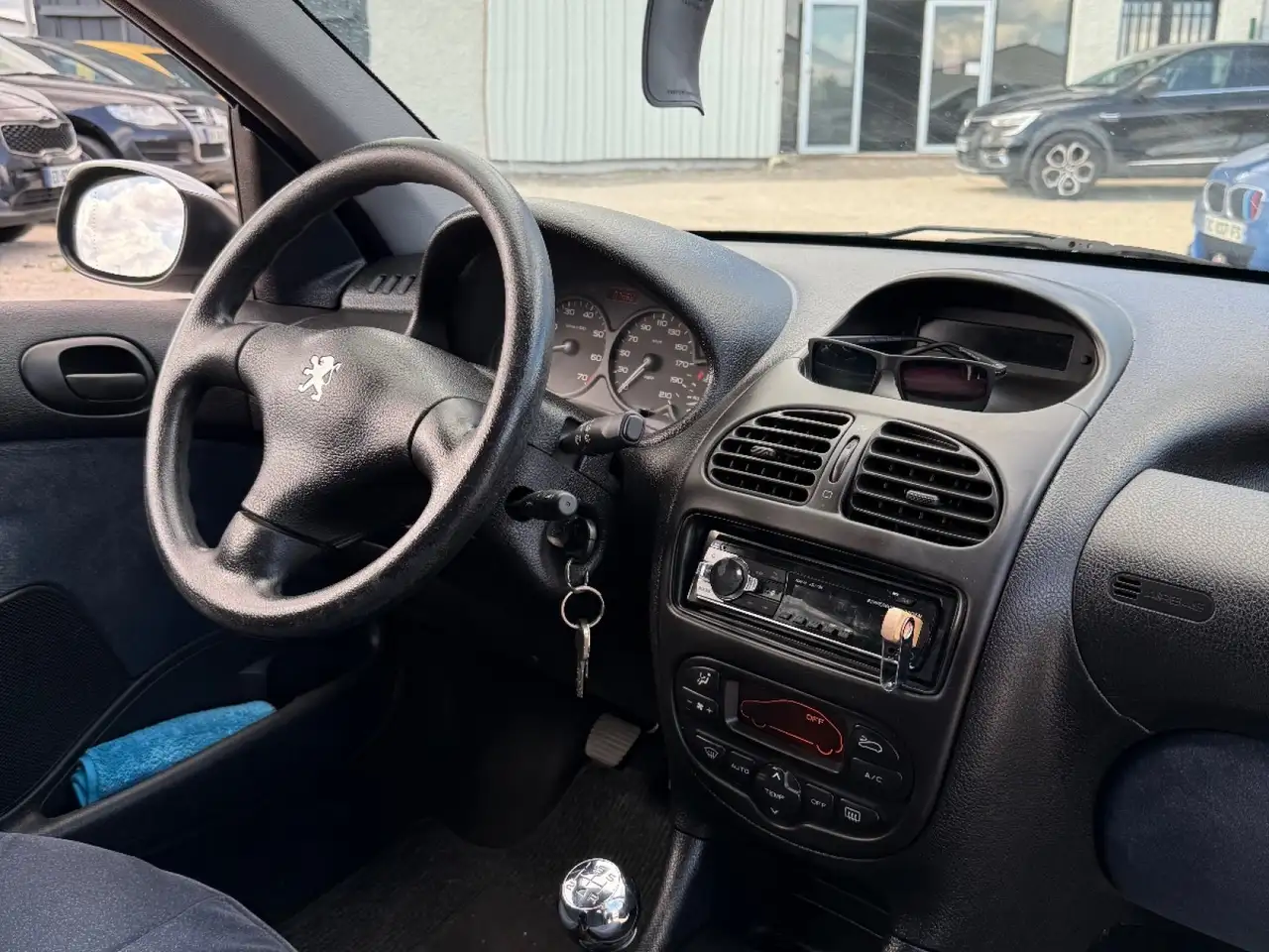 Peugeot 206 1.6i 2000, foto 12
