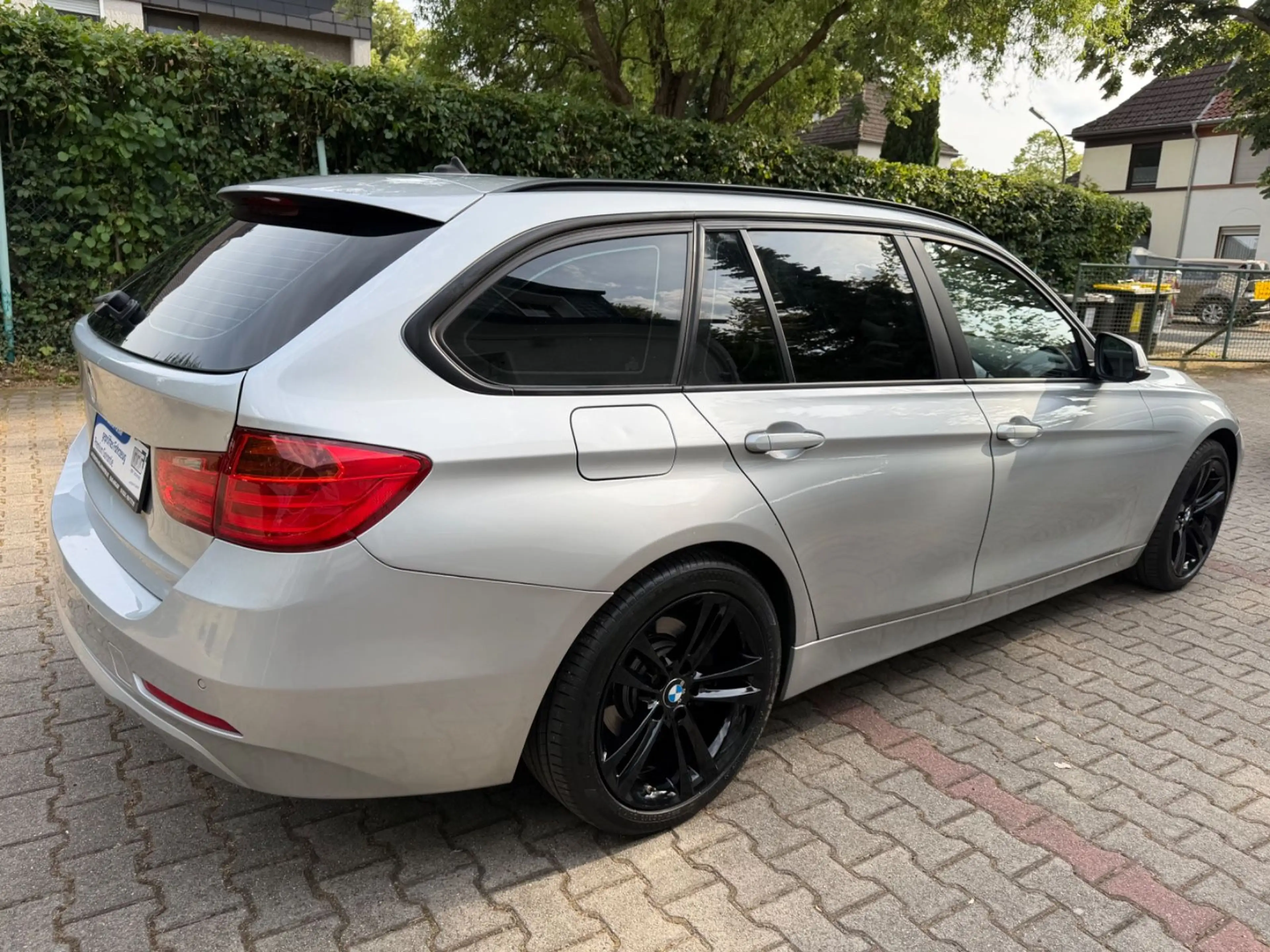 BMW 320 D Touring/18-Zoll M Felgen/ — photo 5