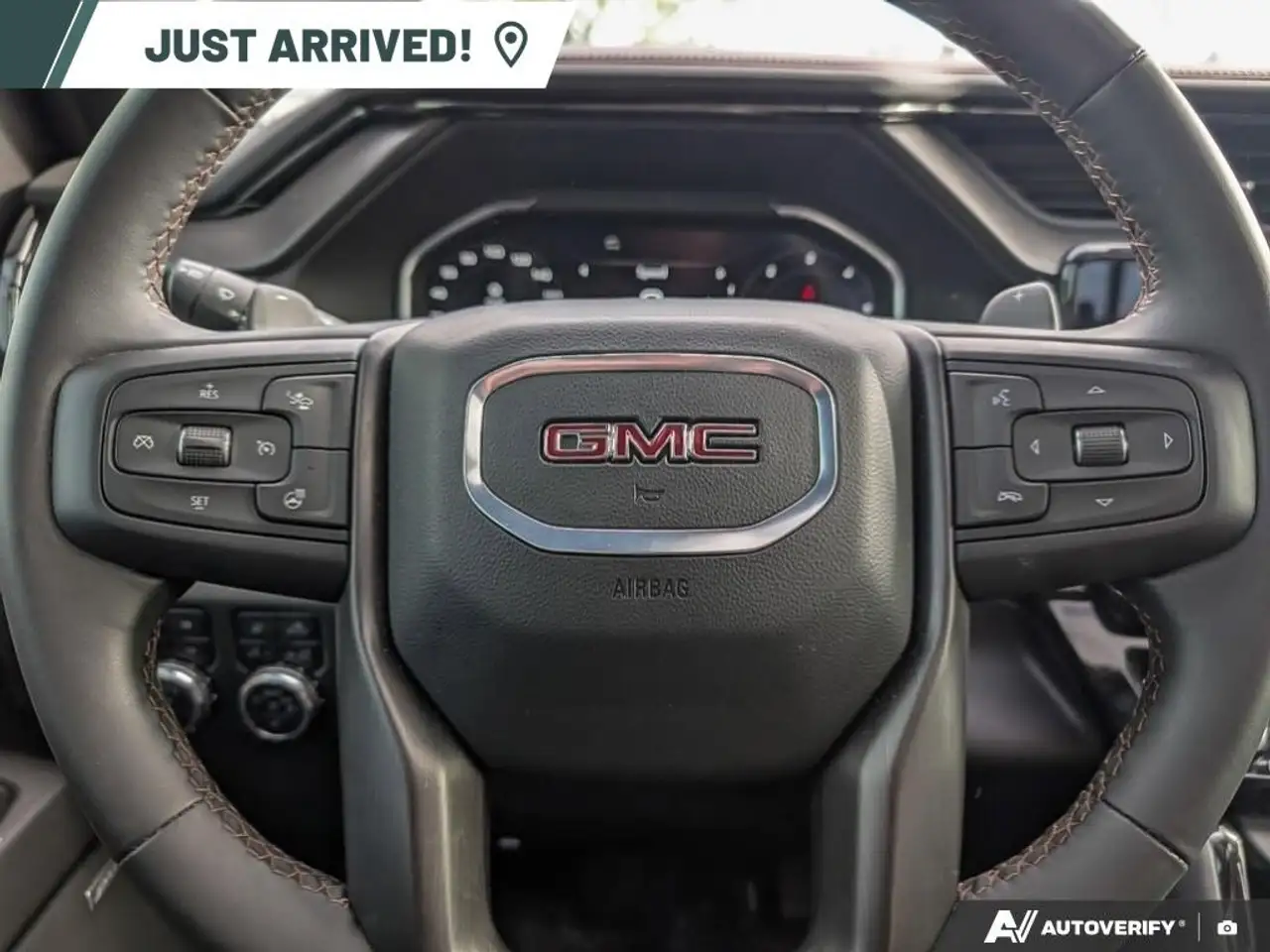 GMC Sierra 1500 photo GMC Sierra 1500