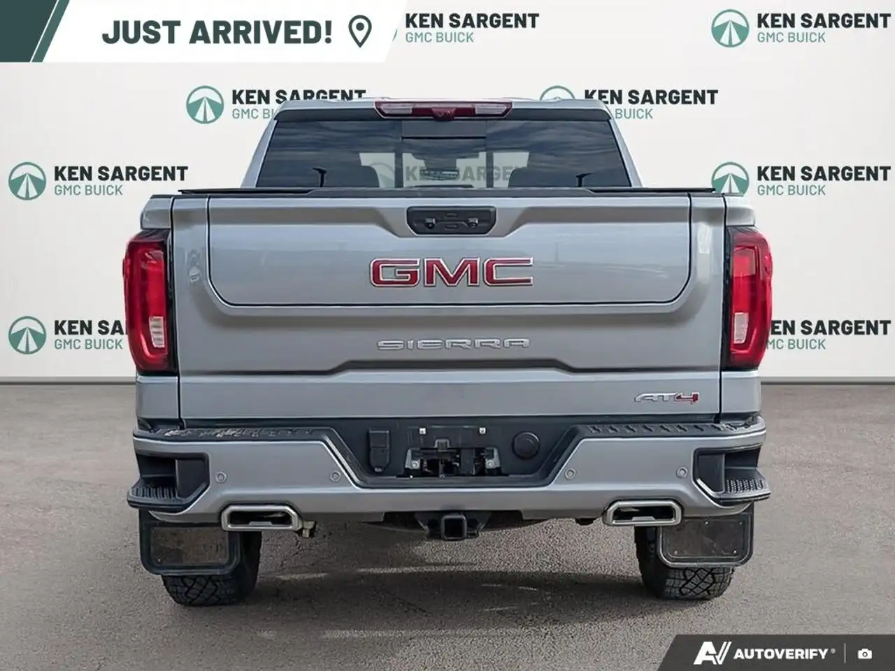 GMC Sierra 1500 photo GMC Sierra 1500