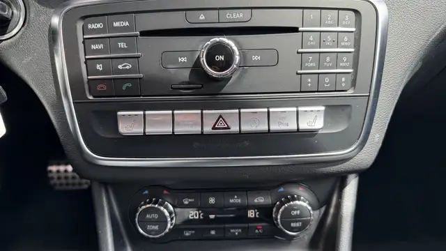 Mercedes-Benz Cla view 12