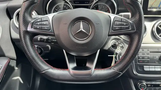 Mercedes-Benz Cla view 18