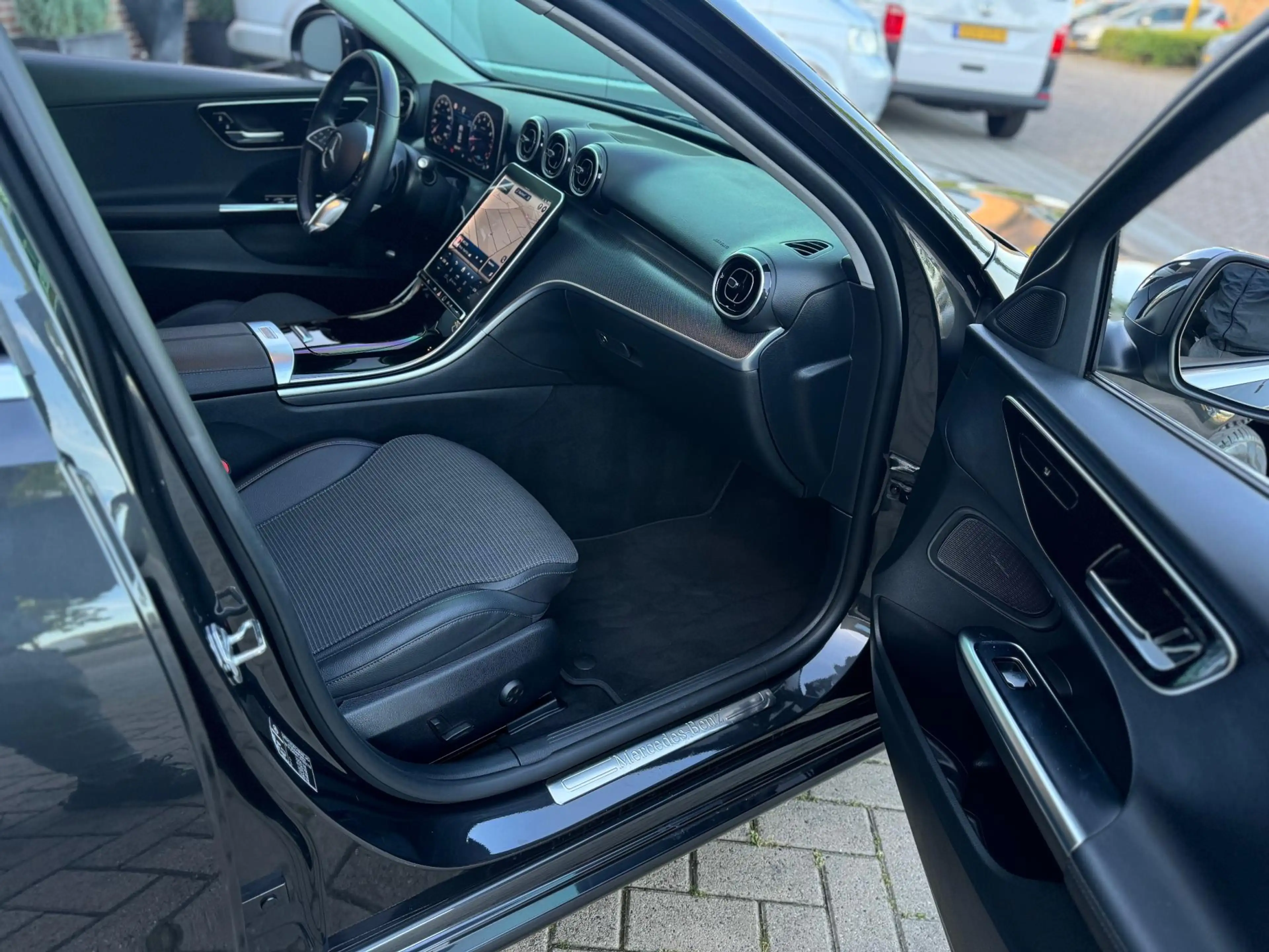 Mercedes-Benz C 180 Luxury Line Automaat 170PK zeer nette Dealer Garan — photo 31