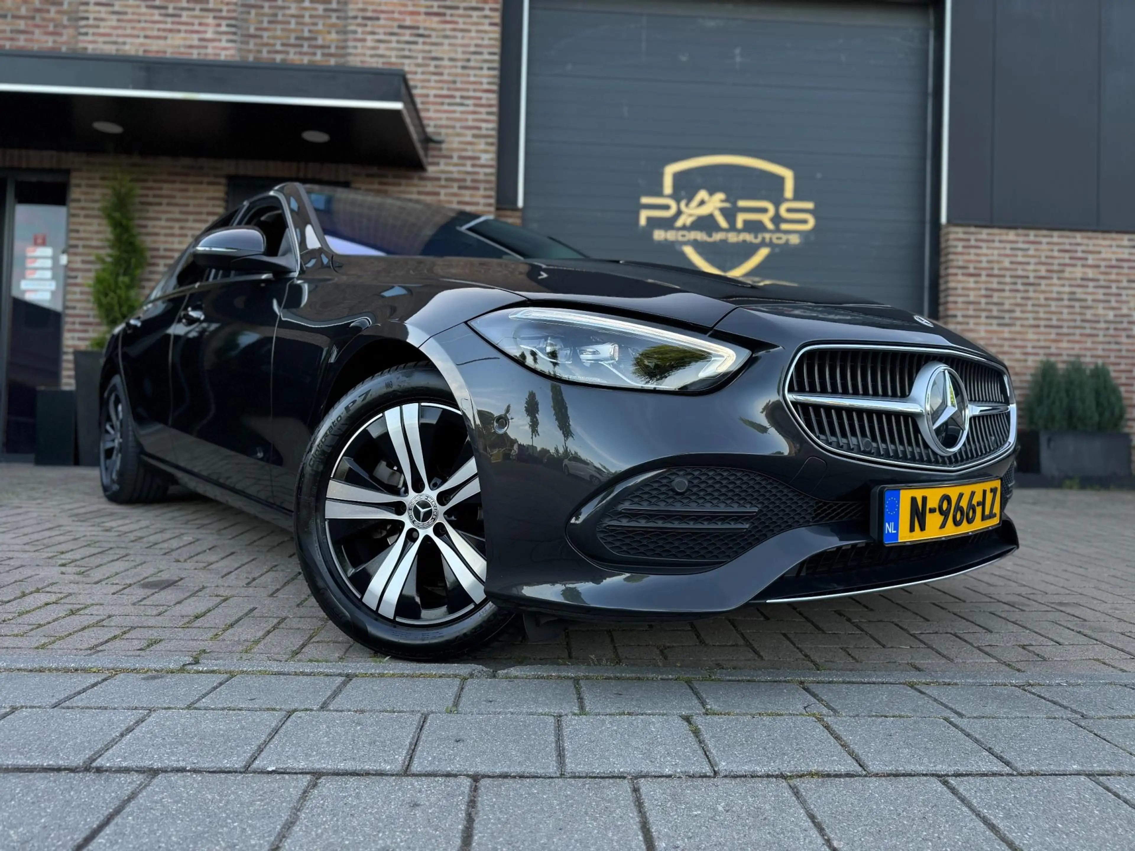 Mercedes-Benz C 180 Luxury Line Automaat 170PK zeer nette Dealer Garan — photo 5