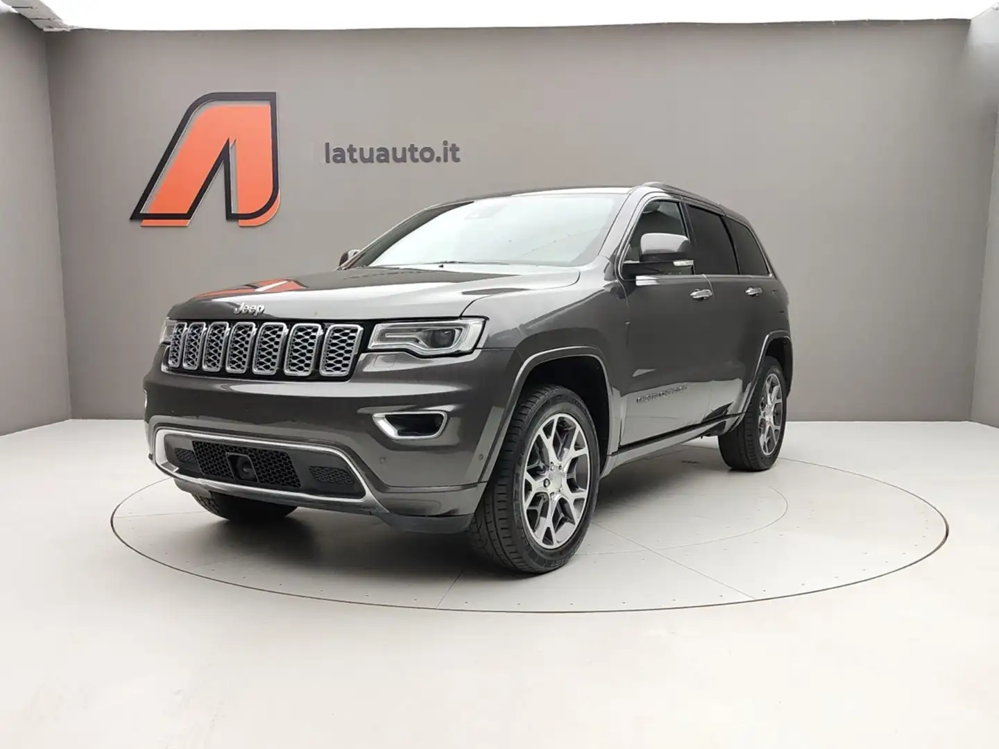 Jeep Grand Cherokee 3.0 MJT 2 250CV OVERLAND E6 Grau - 1