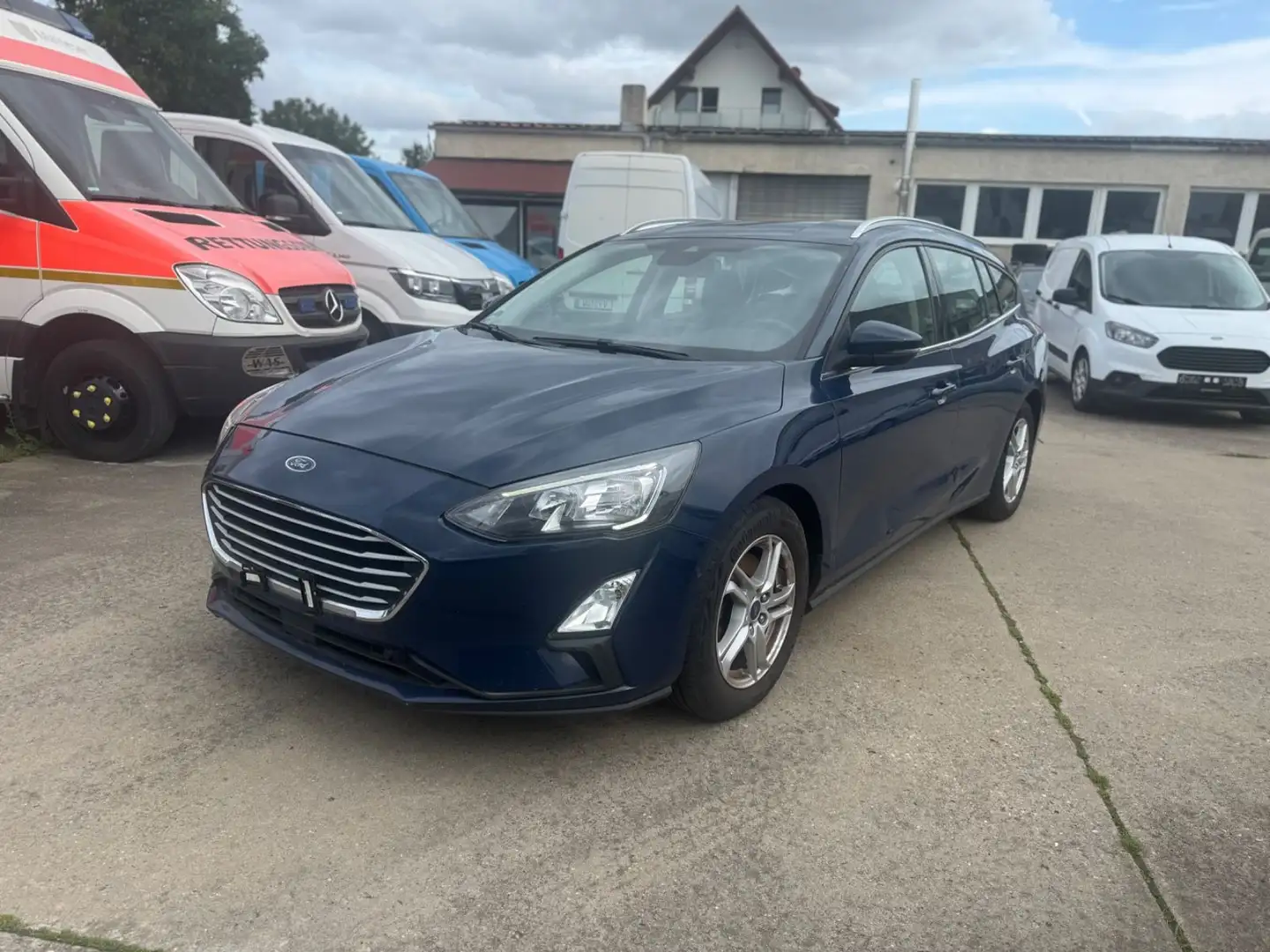 Ford Focus Turnier 1.5 TDCI NAVI ACC Albastru - 1