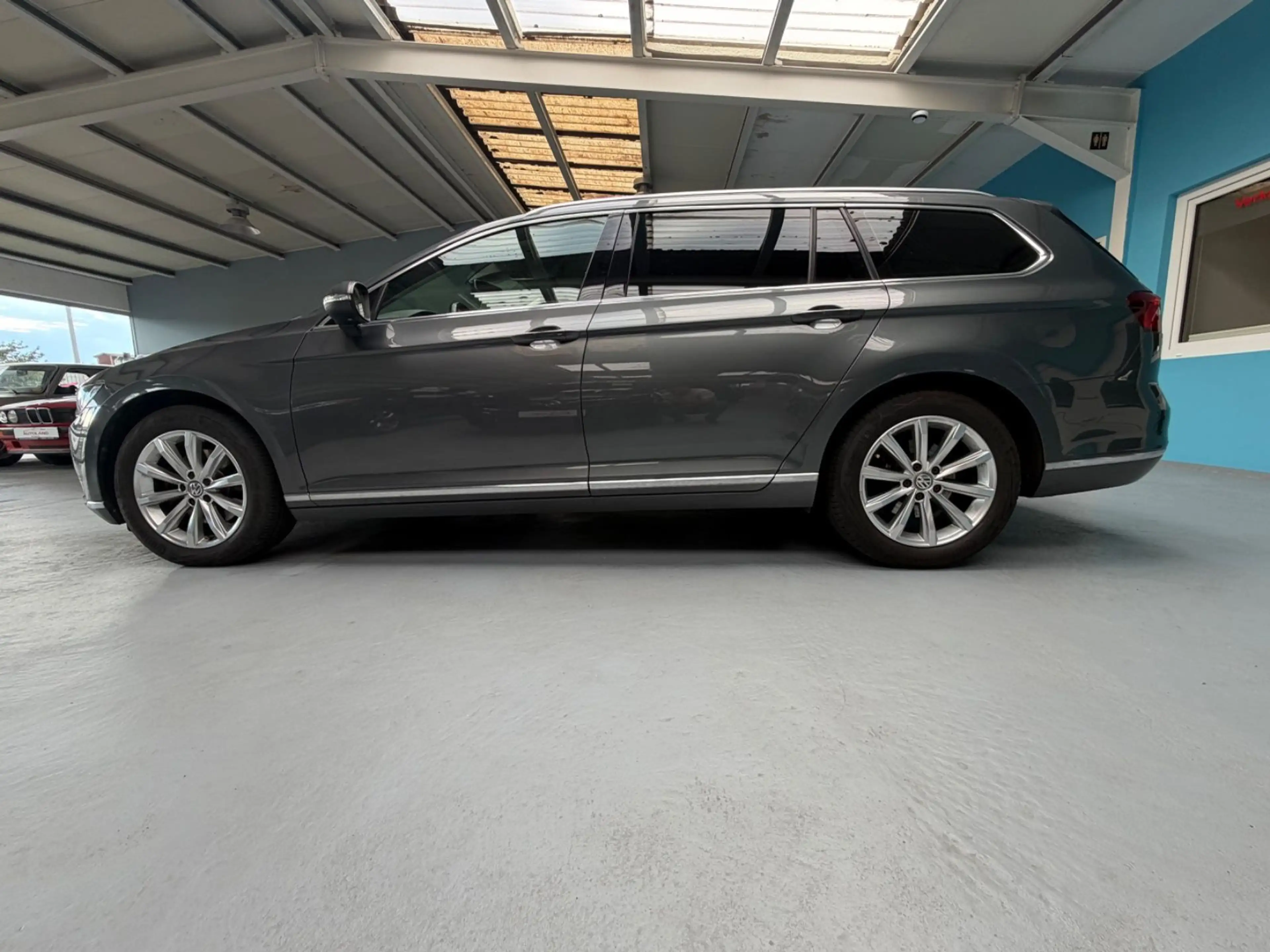 Volkswagen Passat Variant *Passat Variant*Highline*AHK*LED*DSG*NAVI*PDC* — photo 9