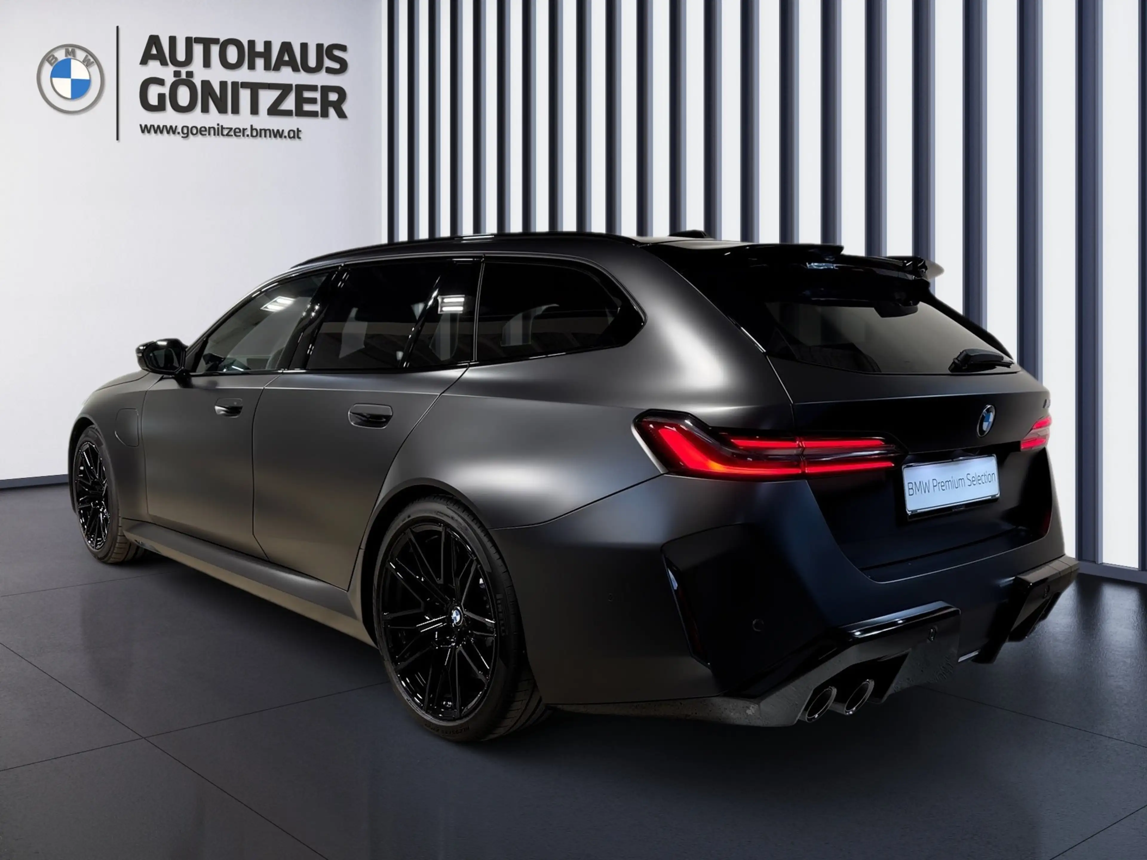 BMW M5 — photo 11