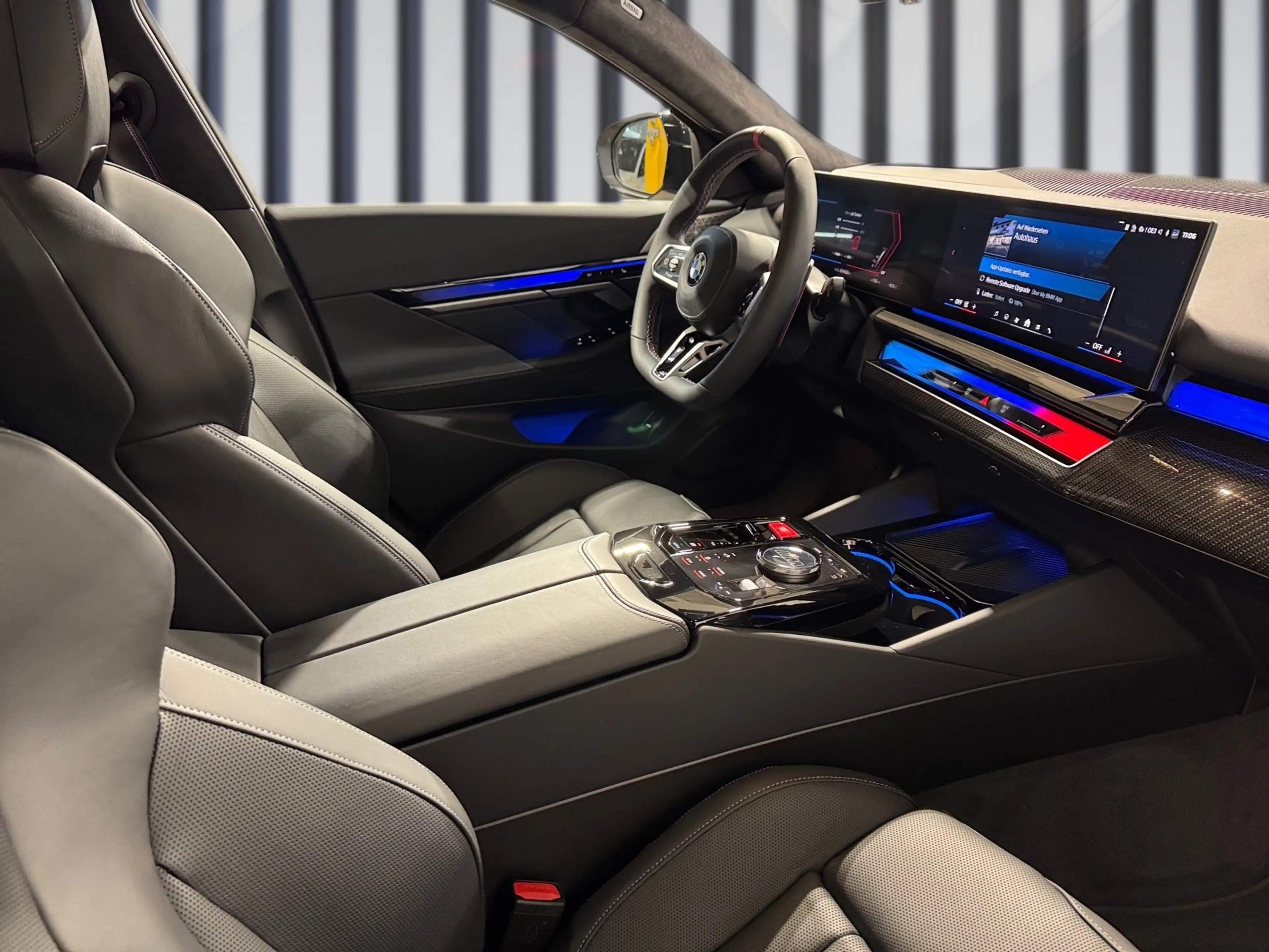 BMW M5 — photo 13