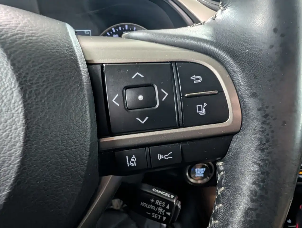 Lexus RX photo Lexus RX
