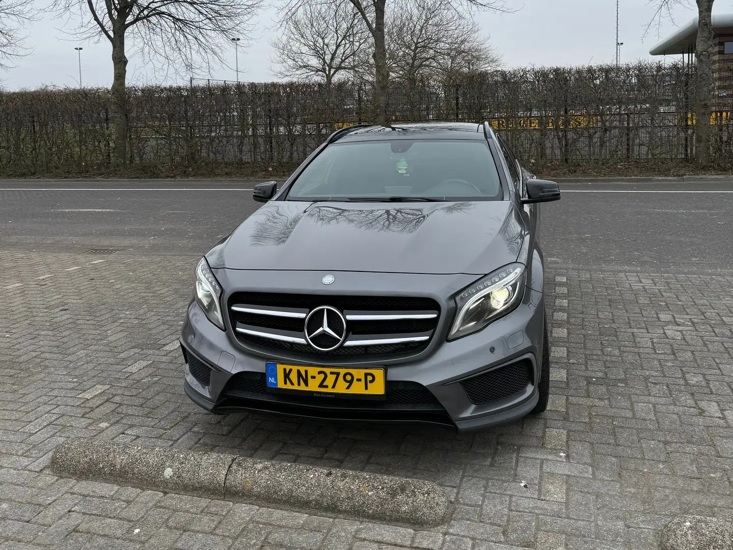 Mercedes-Benz GLA 220 GLA AMG 220 CDI 4M Ambition Grijs - 1
