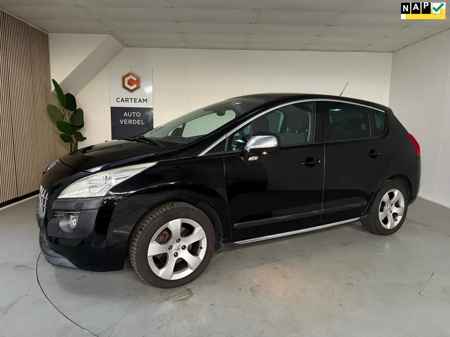 Peugeot 3008 1.6 THP Blue Lease Executive Airco, Trekhaak, Navi Schwarz - 1