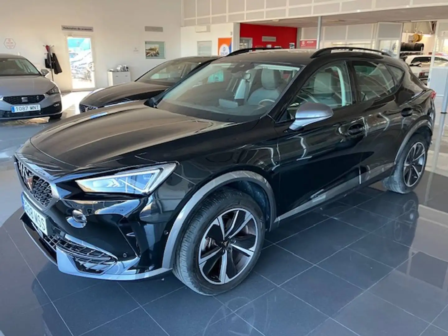 CUPRA Formentor 1.5 eTSI 150 DSG Negro - 1