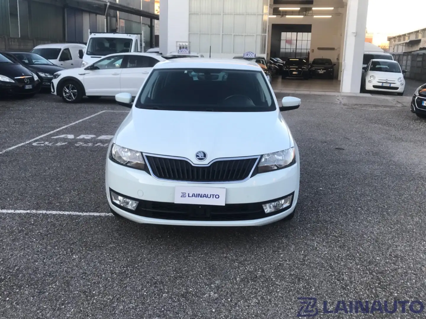 Skoda Rapid/Spaceback 1.2 TSI 90 CV DESIGN EDITION Alb - 2