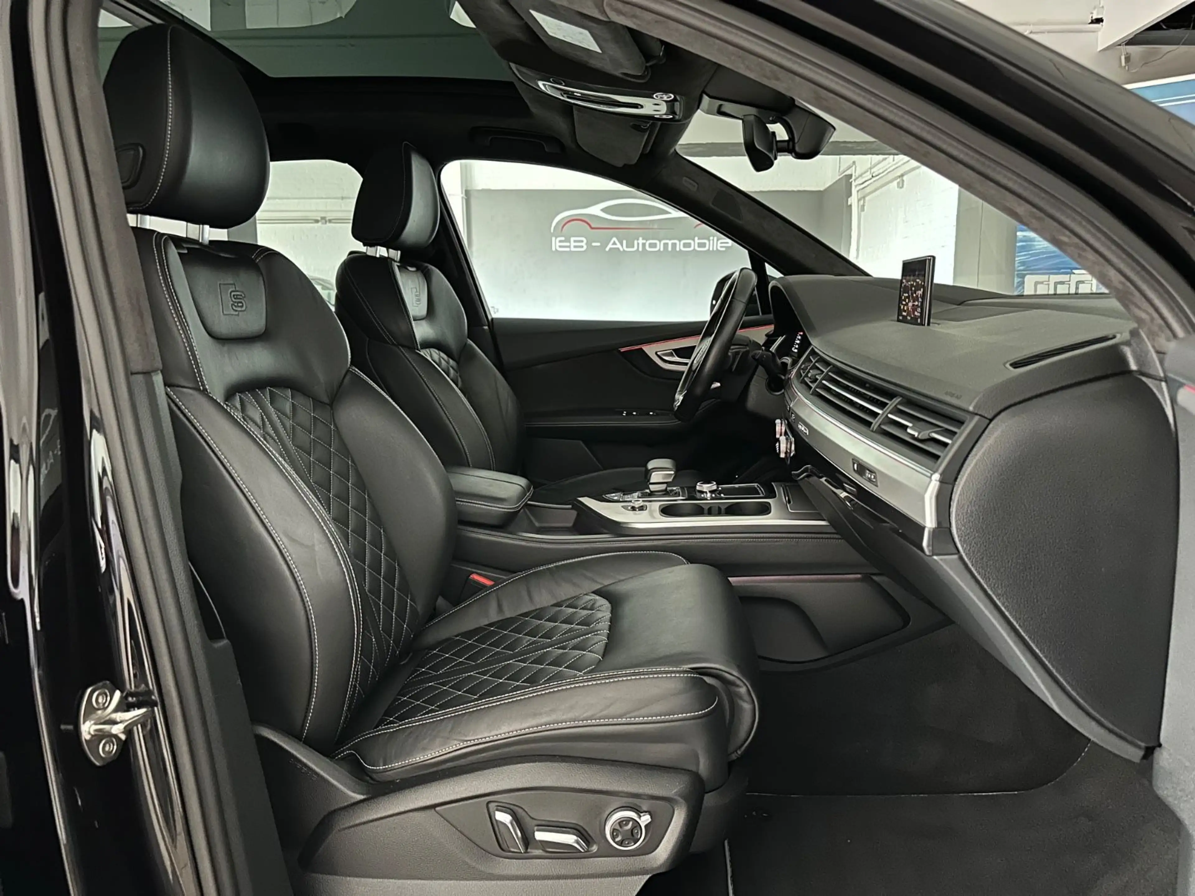 Audi SQ7 4.0 TDI quattro V8/Matrix/HUD/Night/Pano./21 — photo 14