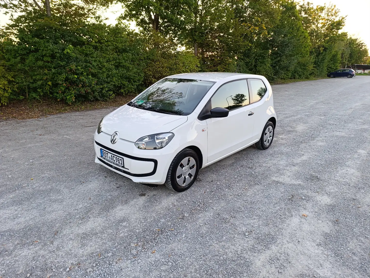 Volkswagen up! club - 2