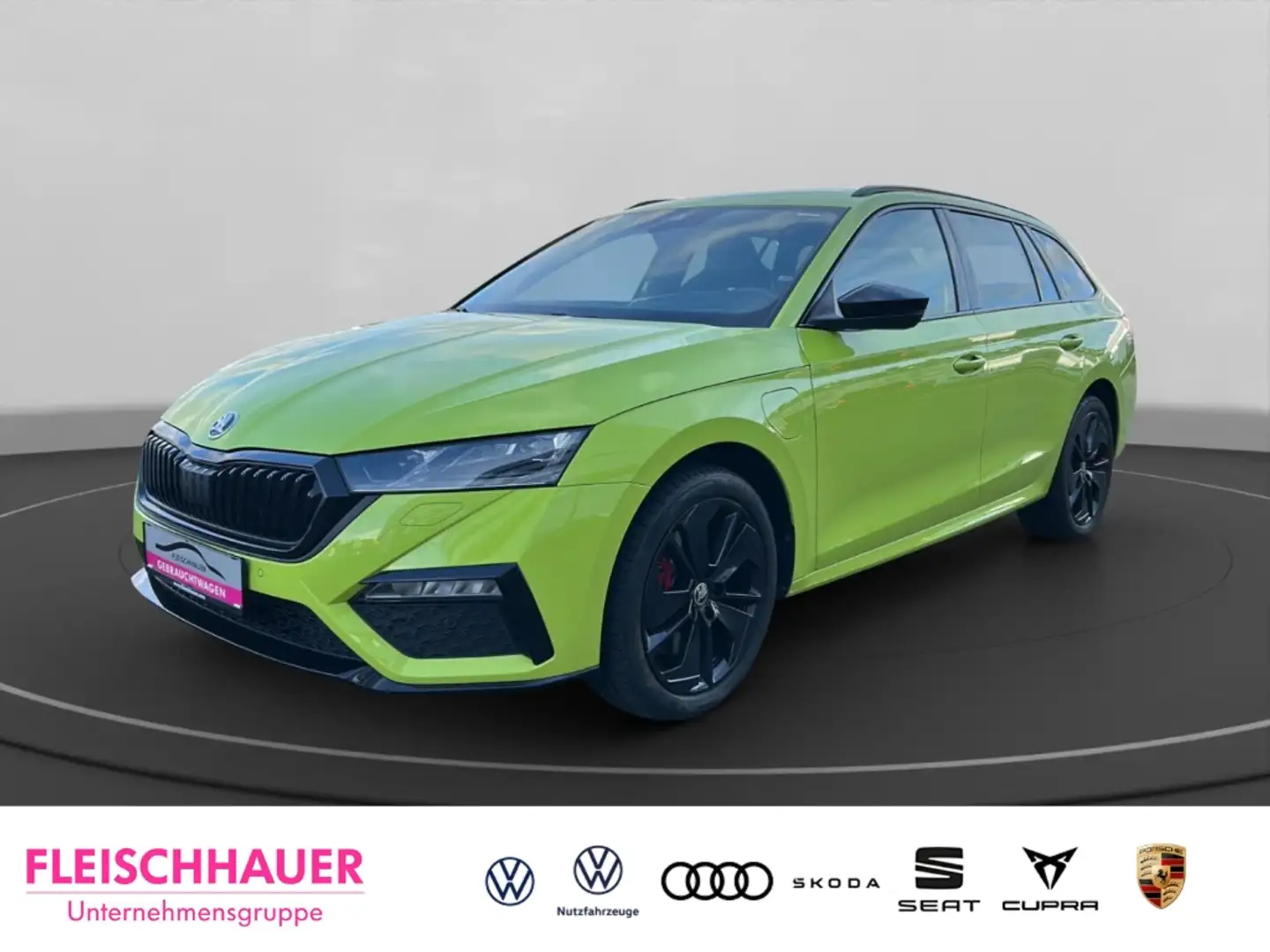 Skoda Octavia Combi RS 1,4L TSI iV DSG+SHZ+NAVI+AHK Grün - 1
