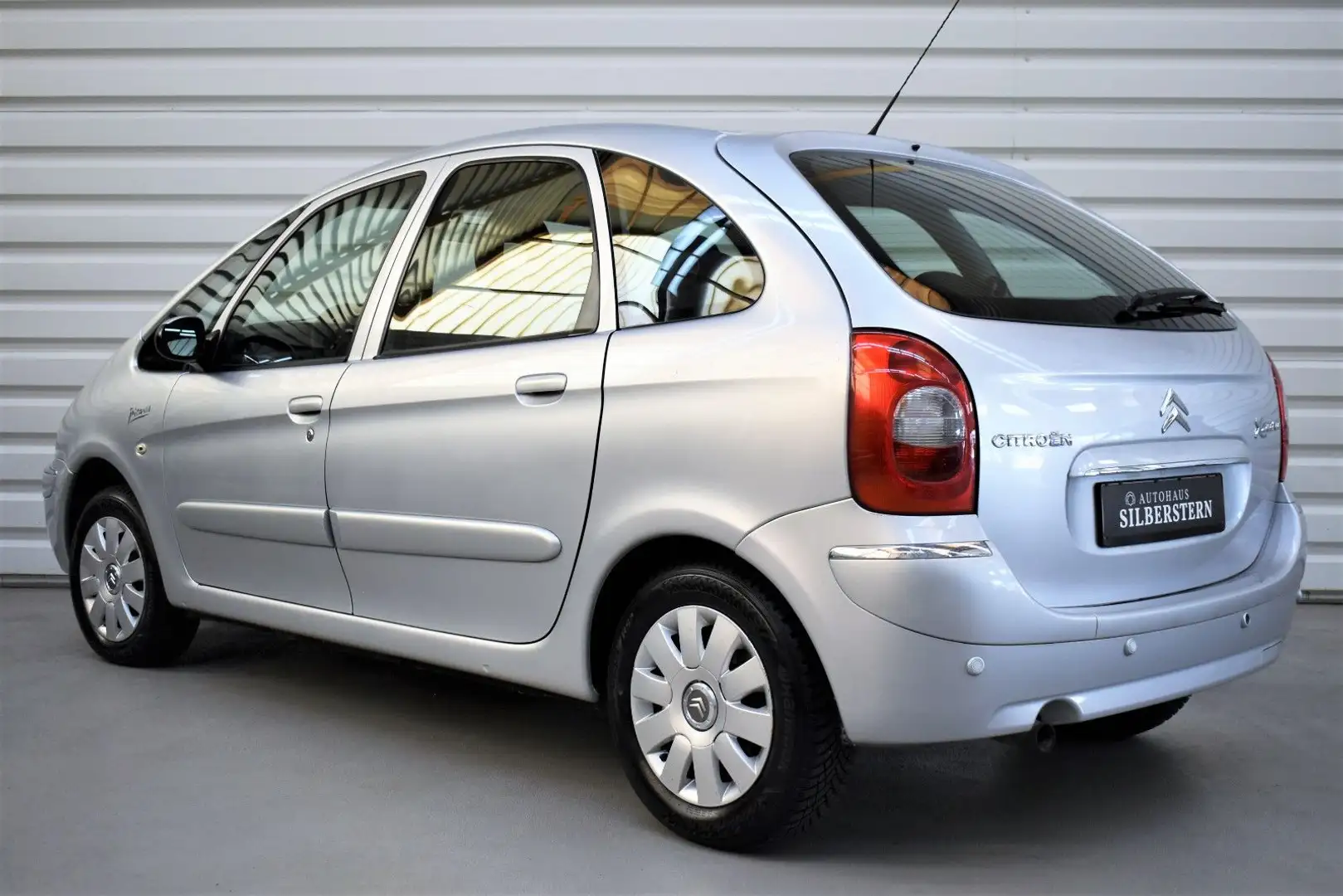 Citroen Xsara Picasso 1.8 16V Exclusive+Klima+Tüv 10.26 Silber - 2