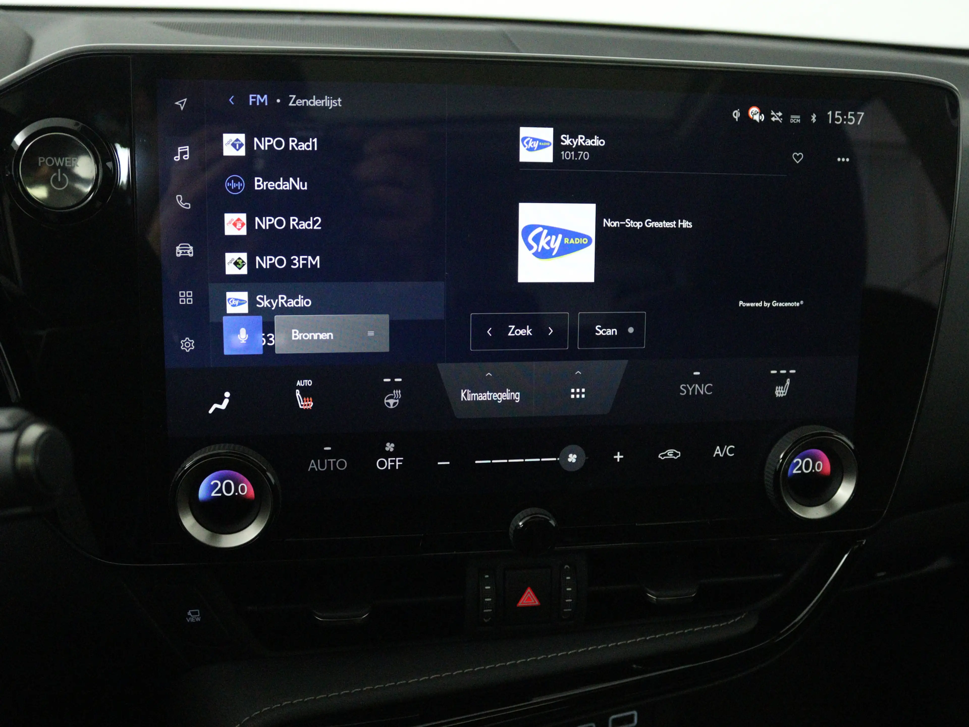 Lexus NX 450h+ AWD 35th Edition | Explorer Pack | Panoramisch dak — photo 12