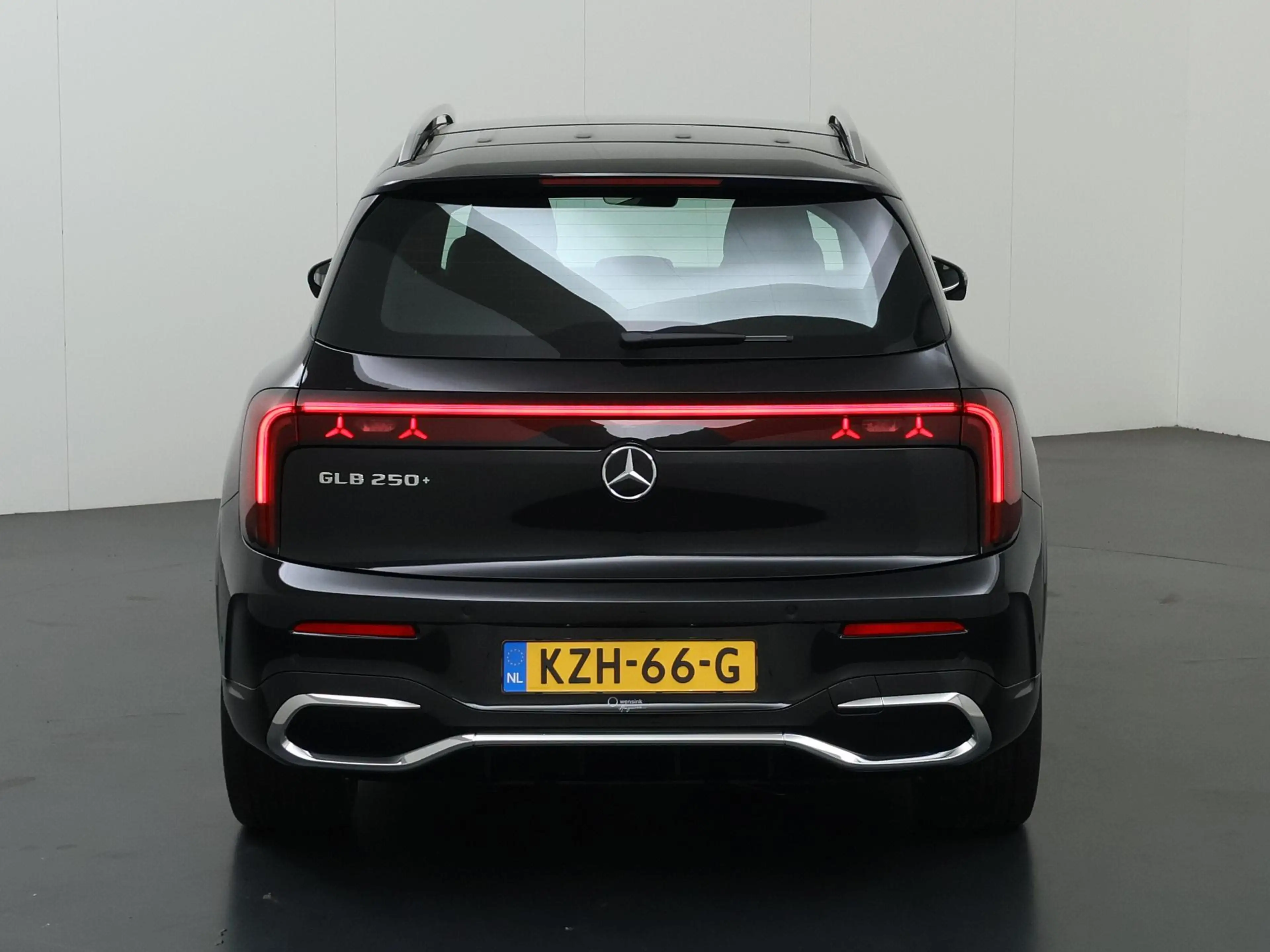 Mercedes-Benz GLB 250 250+ Business Solution AMG 85.5 kWh | Premium plus — photo 4