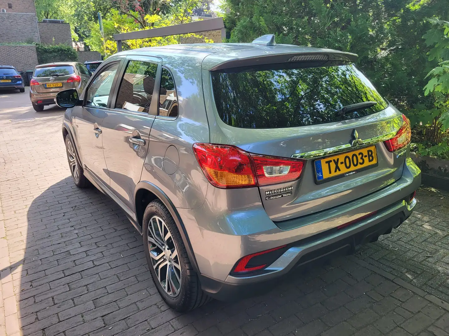 Mitsubishi ASX 1.6 ClearTec Connect Pro+ Grijs - 2