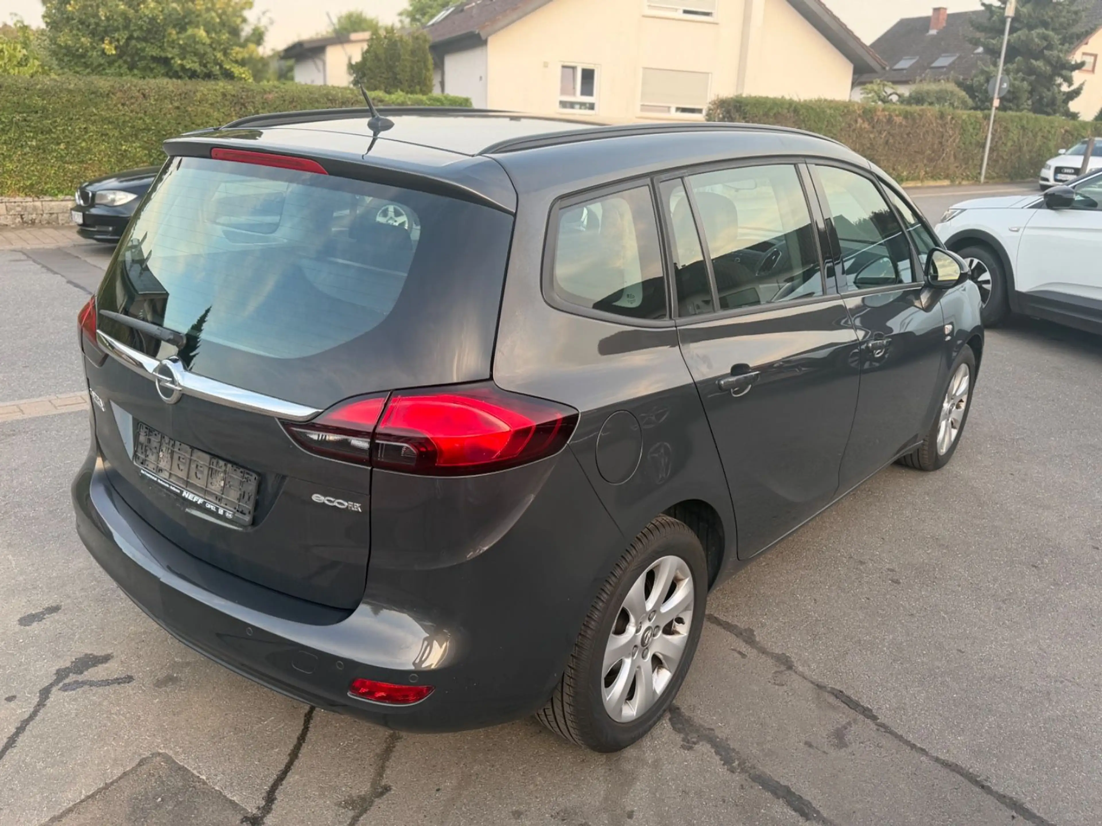 Opel Zafira C Tourer Active*NEU*TÜV*73KM* — photo 9