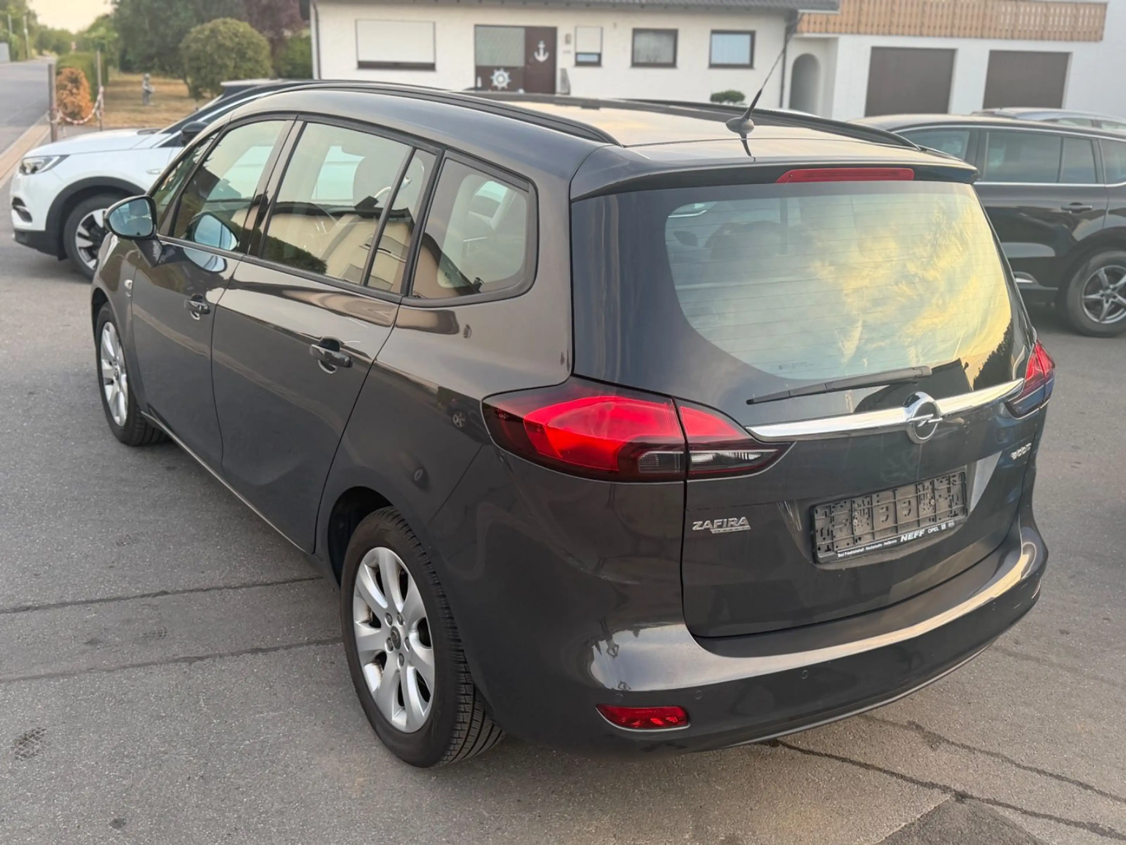 Opel Zafira C Tourer Active*NEU*TÜV*73KM* — photo 13