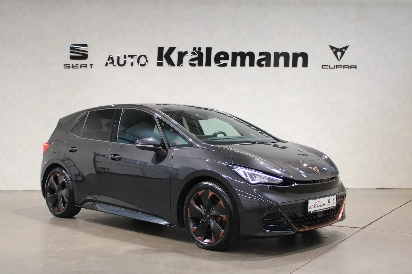 CUPRA Born 150 kW Grau - 1