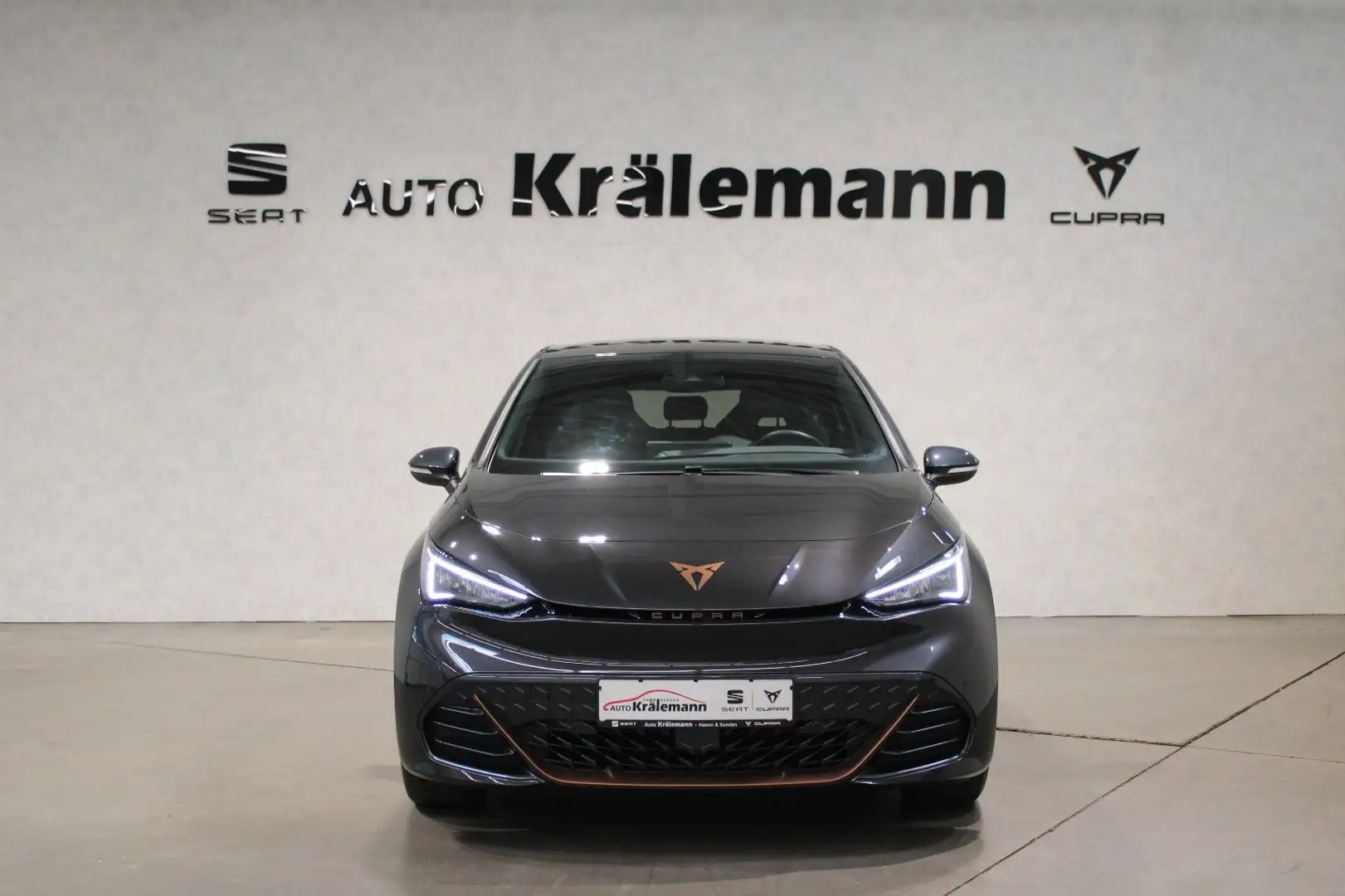 CUPRA Born 150 kW Grau - 2
