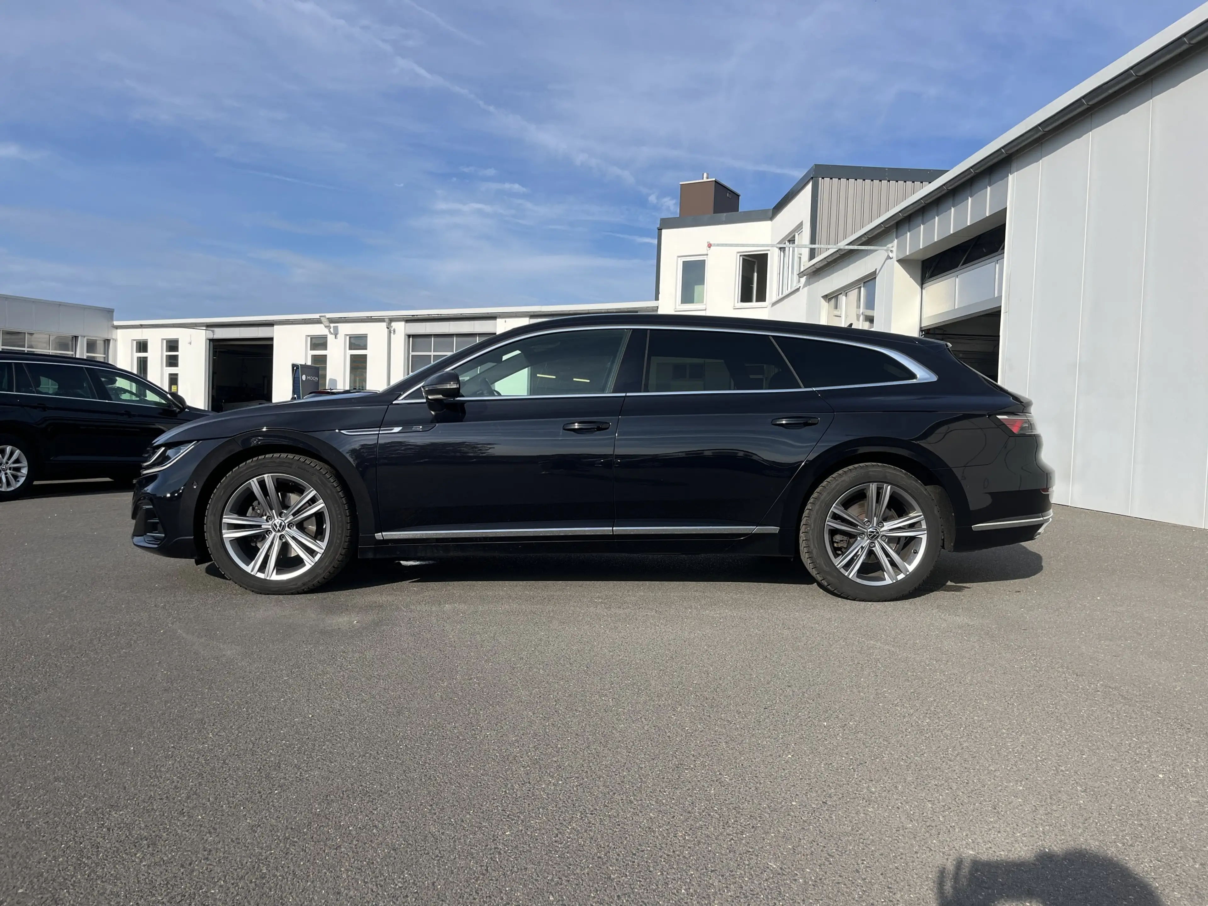 Volkswagen Arteon 2.0 TSI DSG Shooting Brake R-Line 163€ m.20% Anz — photo 2