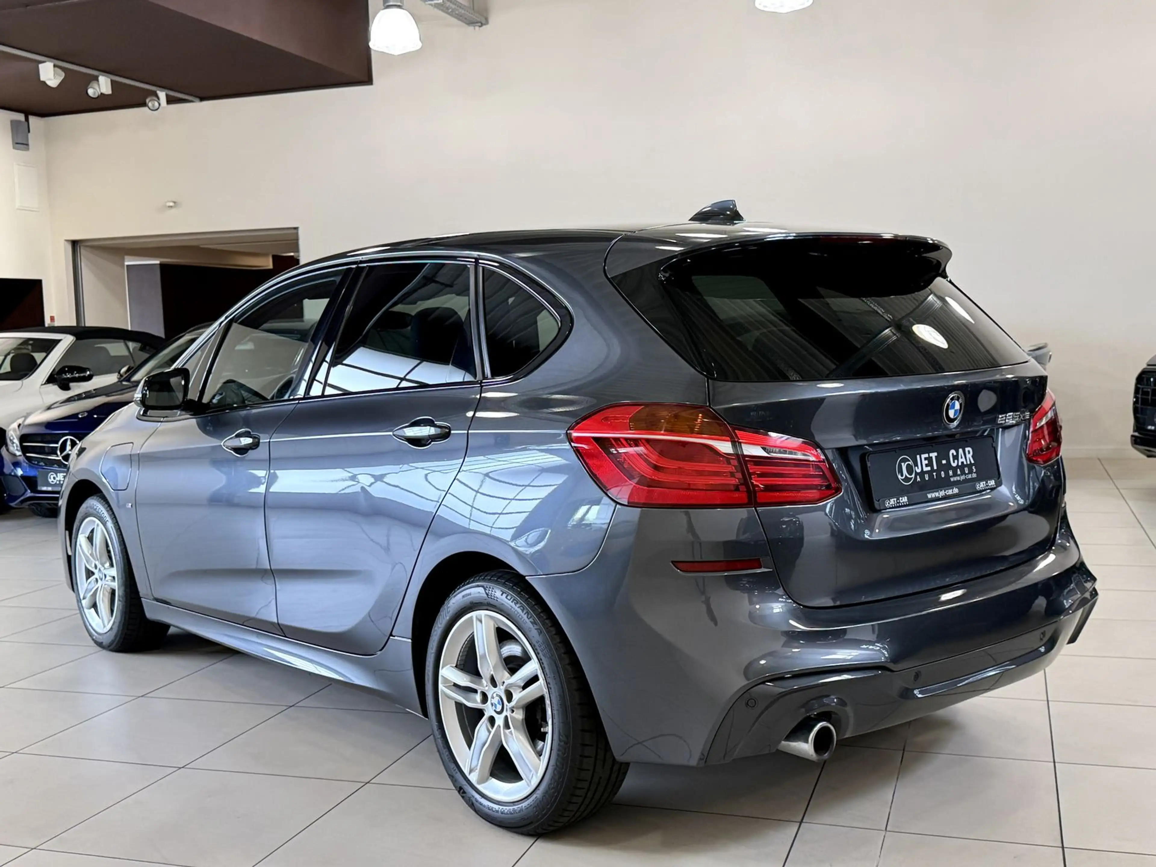 BMW 225 xe M Sport *Leder-LED-HUD-Navi — photo 6